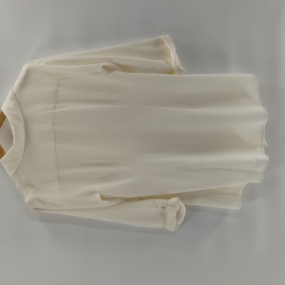 Soft Surroundings off white wrap button blouse asymmetrical top elbow sleeve med - Picture 8 of 10